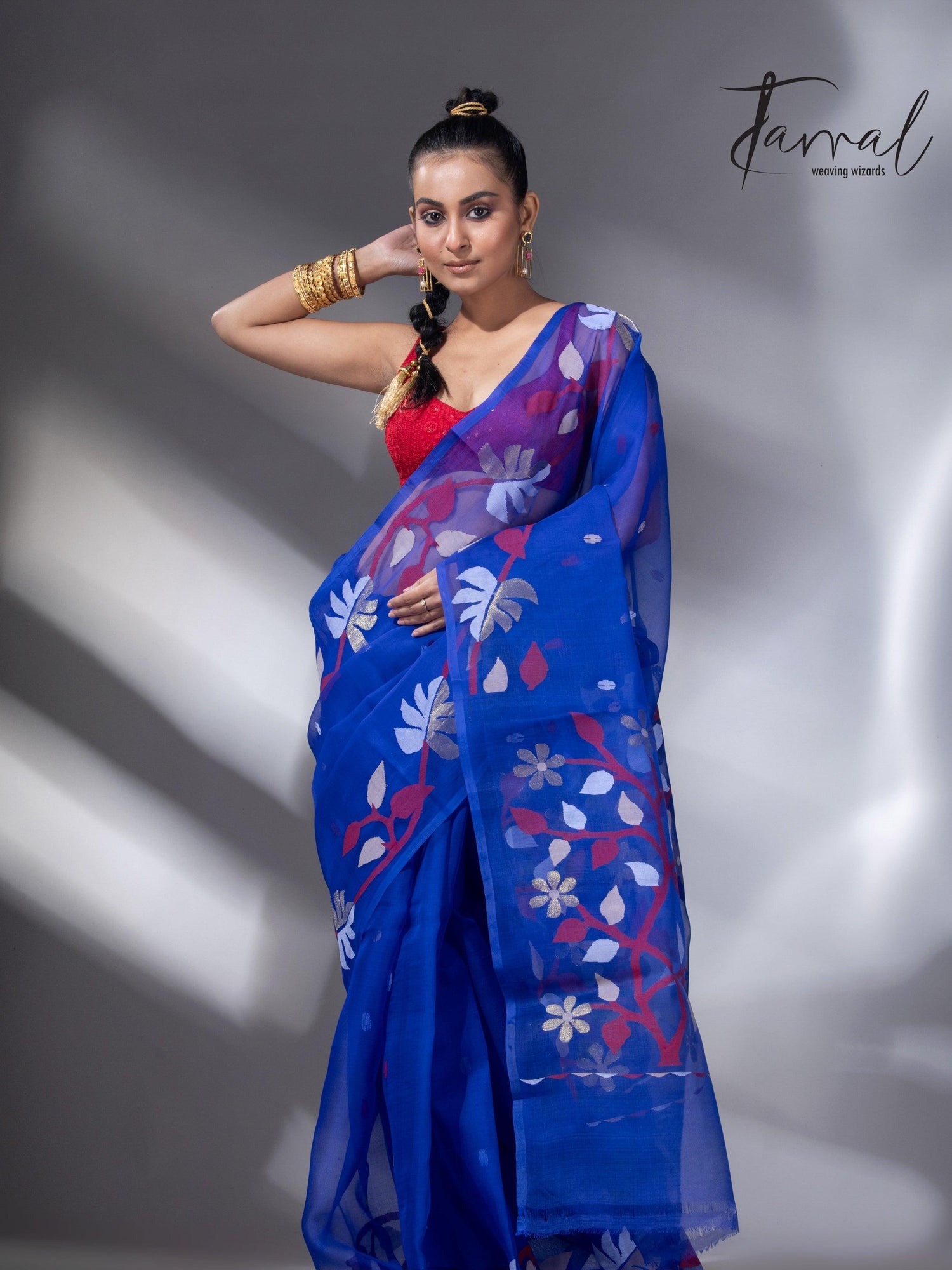 Red & golden floral border muslin silk handwoven jamdani saree