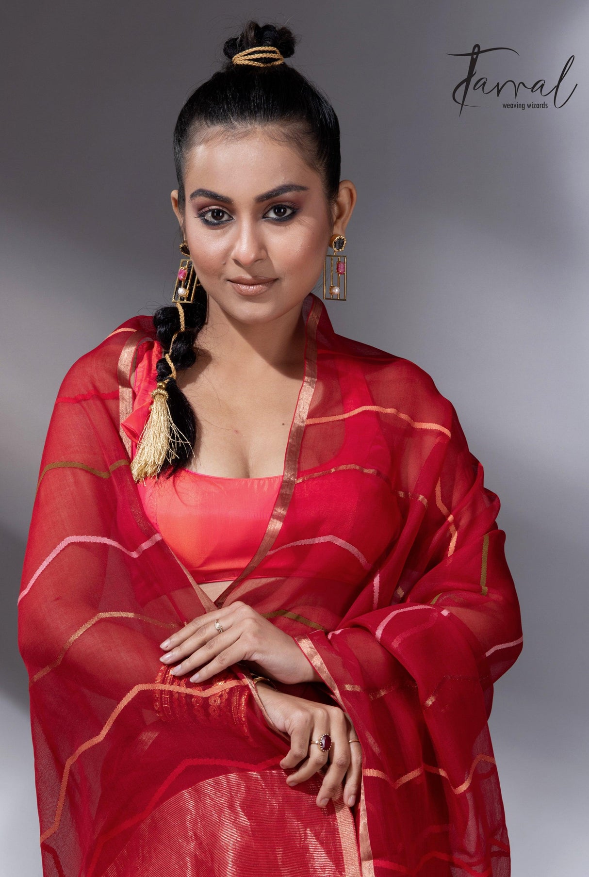 Red with zari border half silk with half linen temple border handwoven jamdani saree - Tamal Boutique