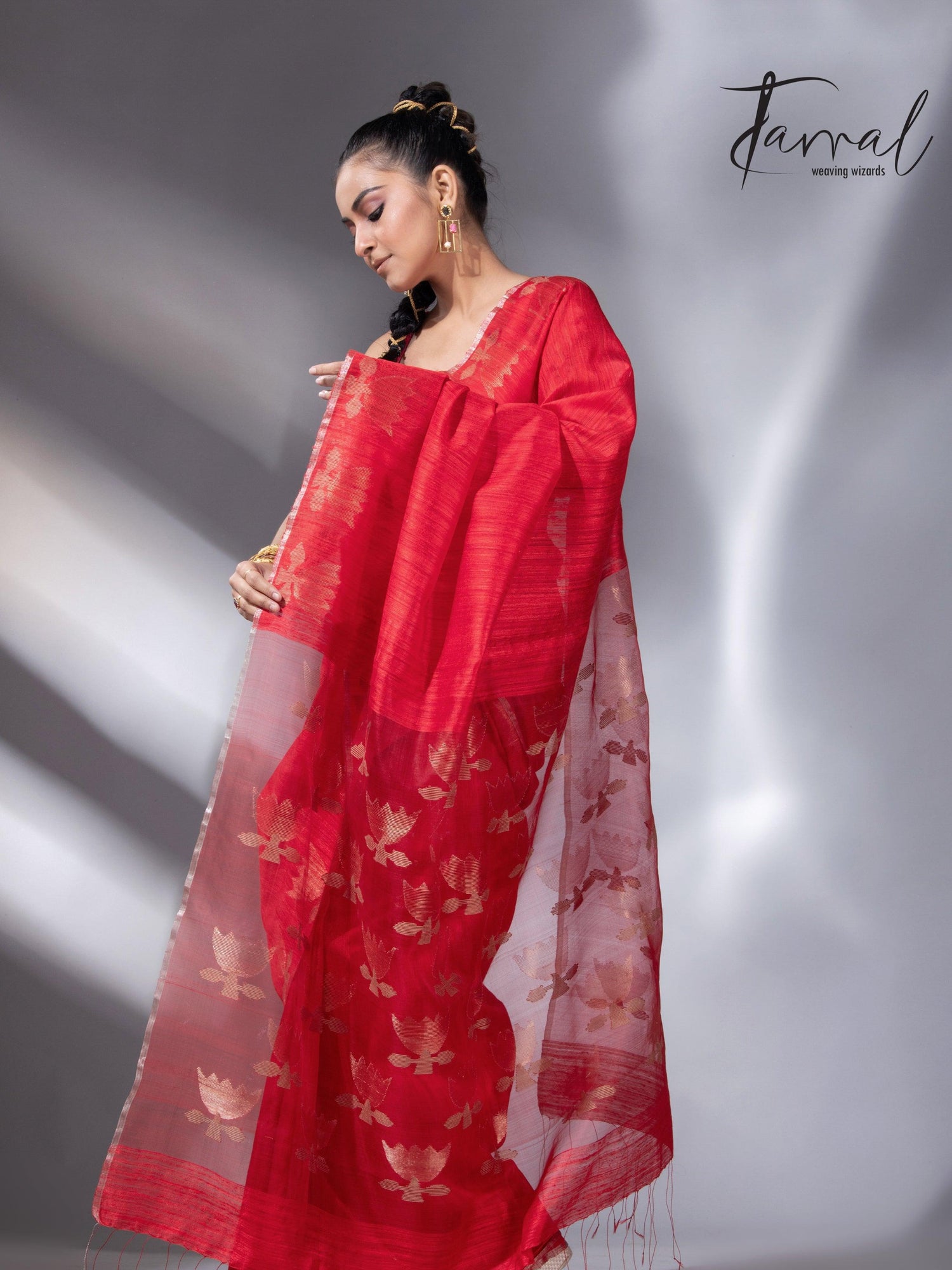 Red with silver zari border golden lotus matka silk handwoven jamdani saree - Tamal Boutique