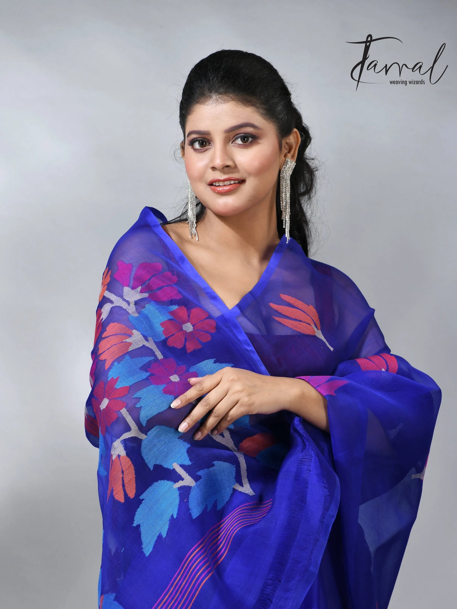 Royal blue pallu floral handwoven jamadani muslin silk saree 