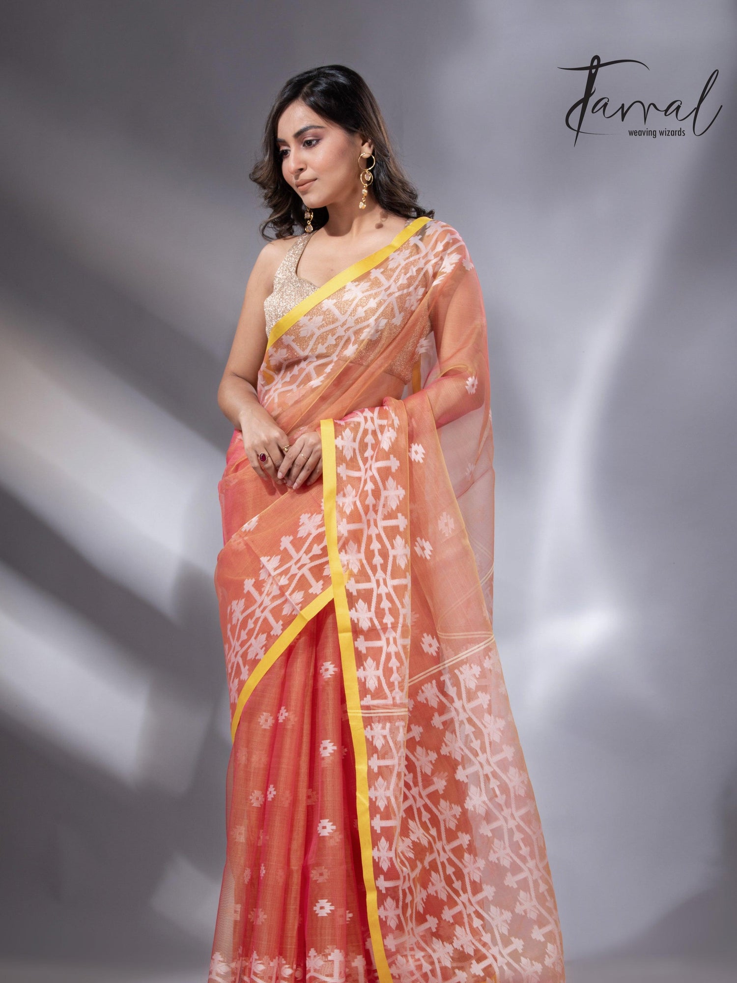 jamdani saree, jamdani, handloom, handwoven, saree, silk, dhakai, weaving, kolkatasaree, tamalboutique