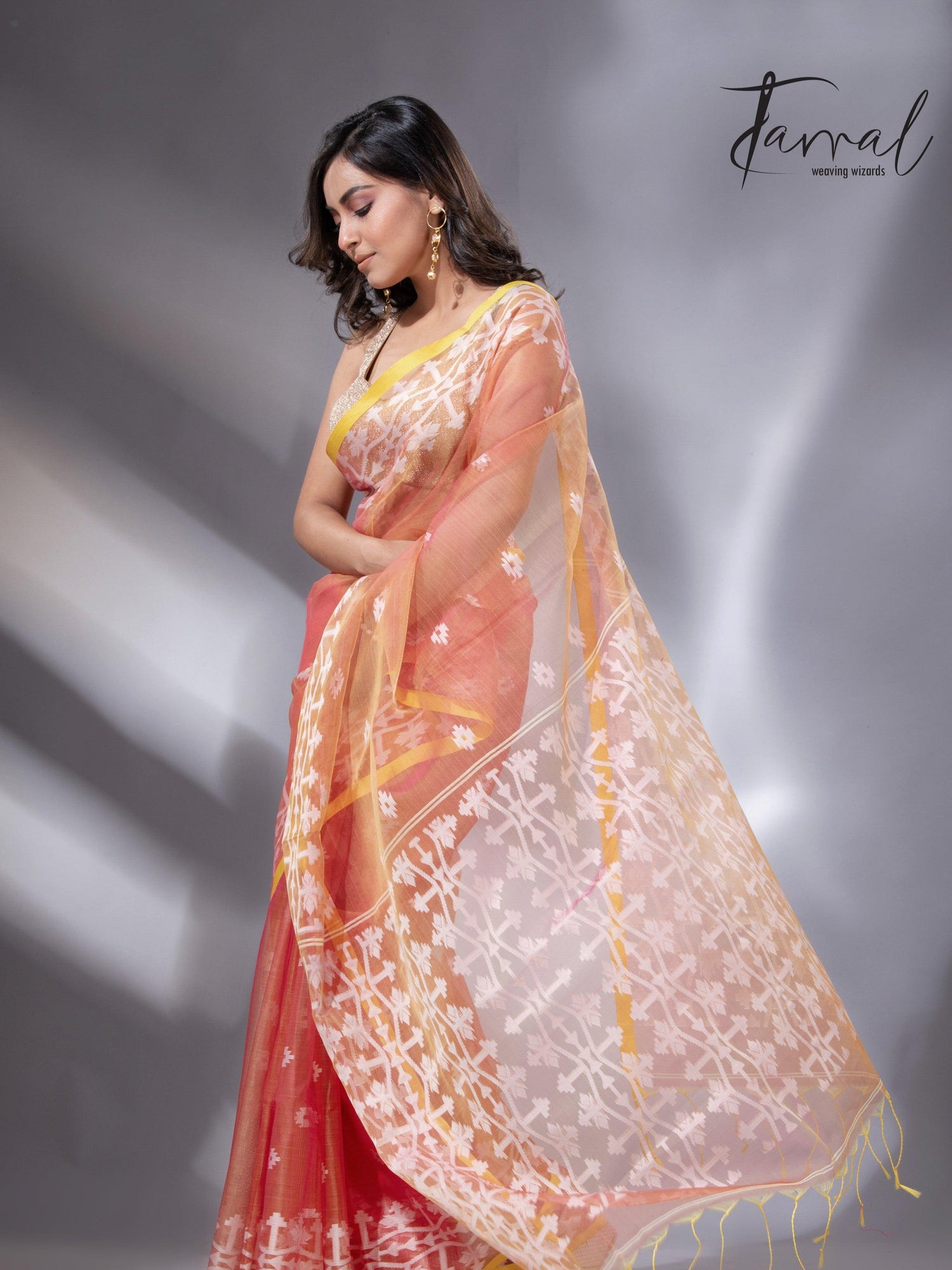 jamdani saree, jamdani, handloom, handwoven, saree, silk, dhakai, weaving, kolkatasaree, tamalboutique