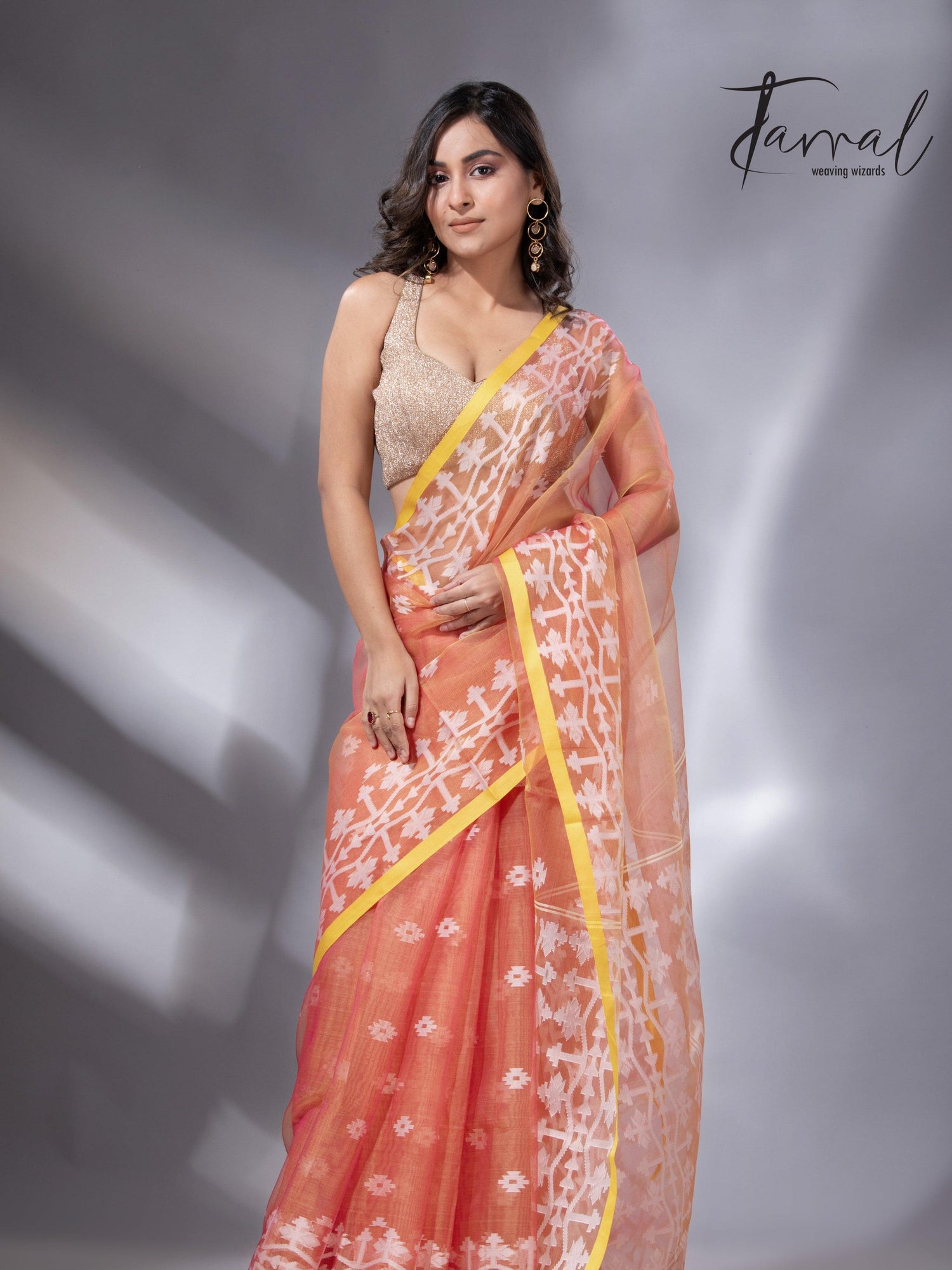 jamdani saree, jamdani, handloom, handwoven, saree, silk, dhakai, weaving, kolkatasaree, tamalboutique