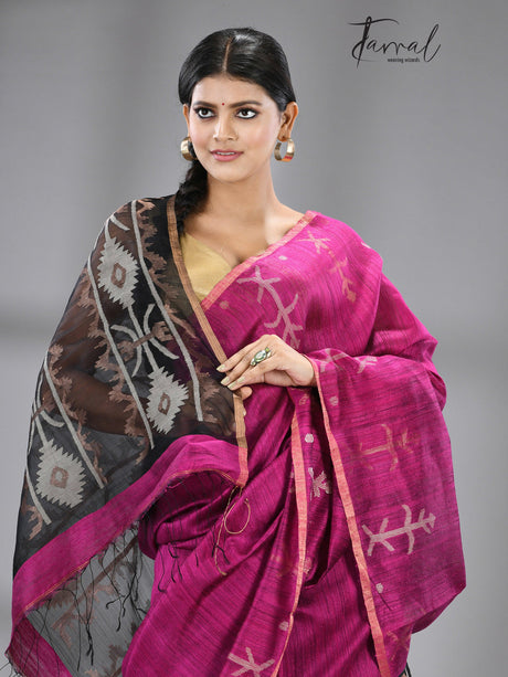 Rani with black colour traditional handwoven matka silk handwoven jamdani saree - Tamal Boutique
