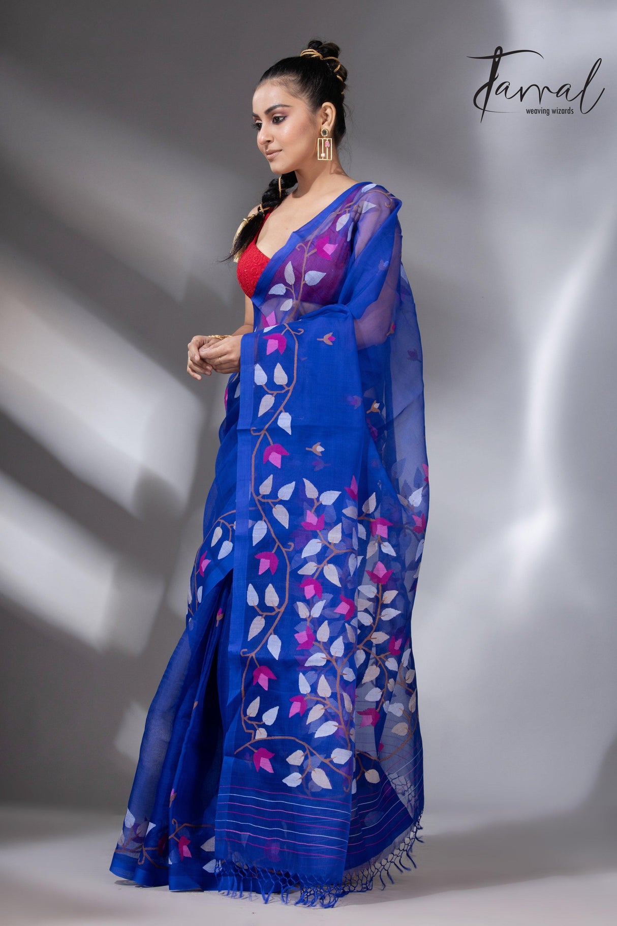 Deep Indigo with multi colour muslin silk floral handwoven jamdani saree - Tamal Boutique