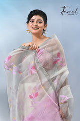 Offwhite hibiscus floral motifs muslin silk handwoven jamdani saree