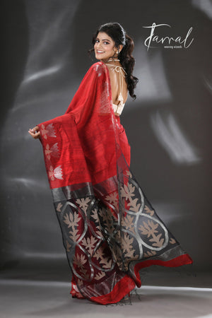 Red with golden lotus matka silk handwoven jamdani saree - Tamal Boutique