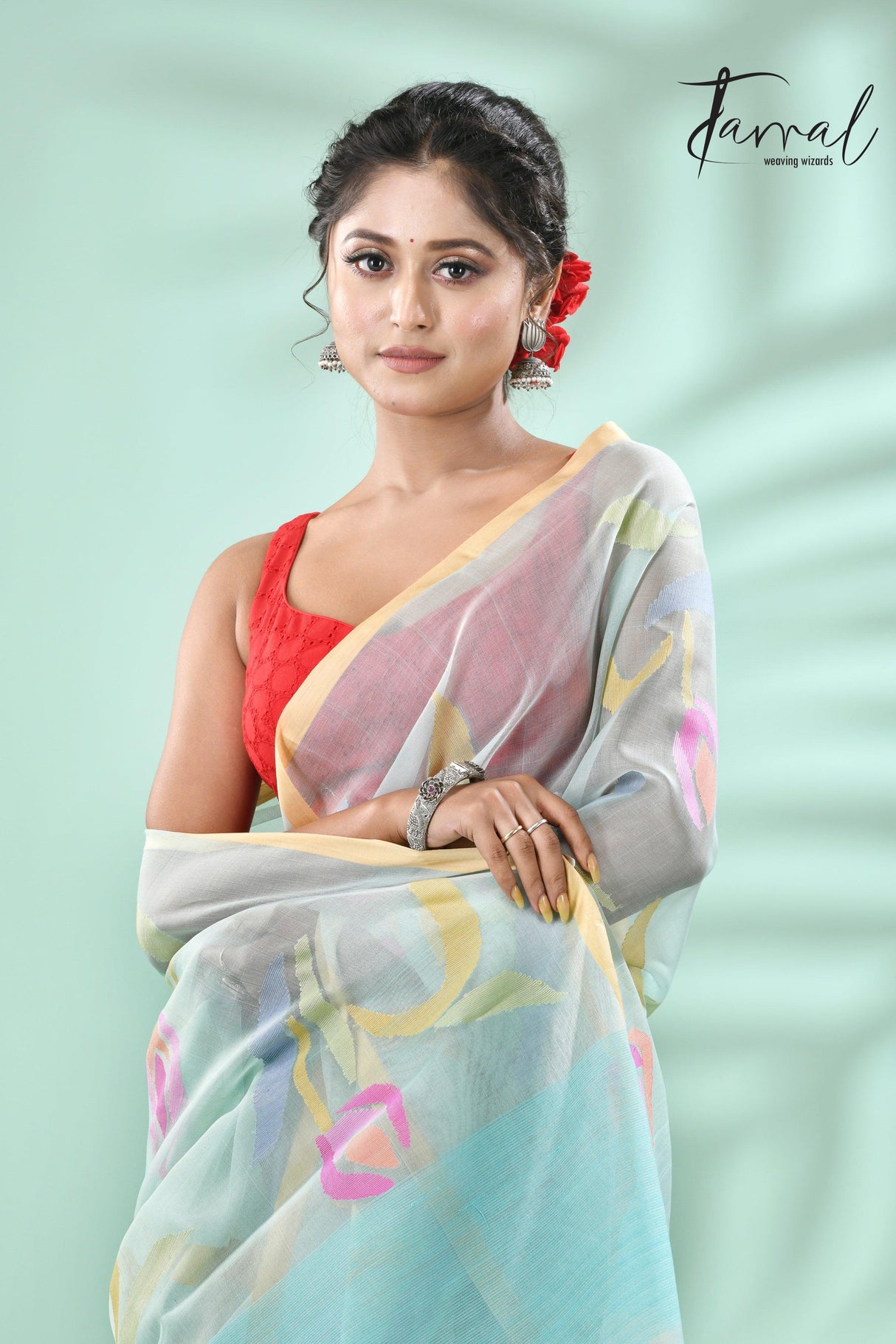 Dust sky tulip buds allover muslin silk handwoven jamdani saree - Tamal Boutique