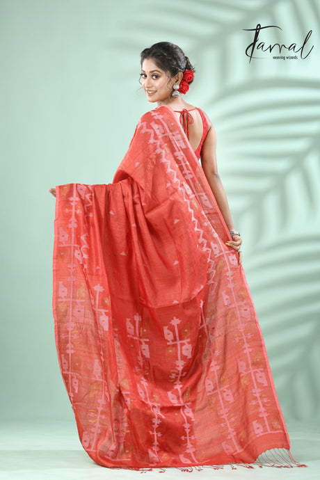 Red colour traditional Tussar silk handwoven jamdani saree - Tamal Boutique