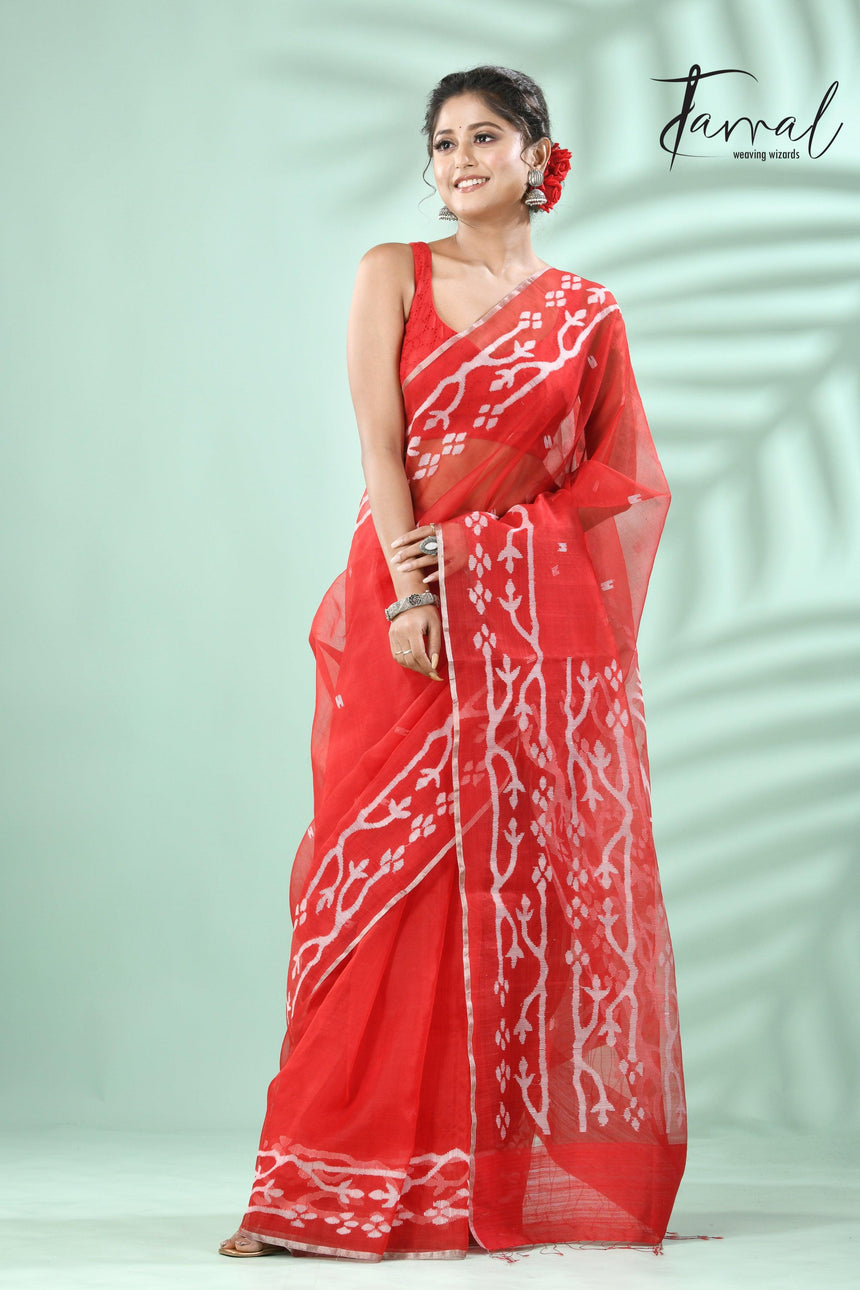 Red with Silver zari border traditional Handwoven Jamdani Saree - Tamal Boutique
