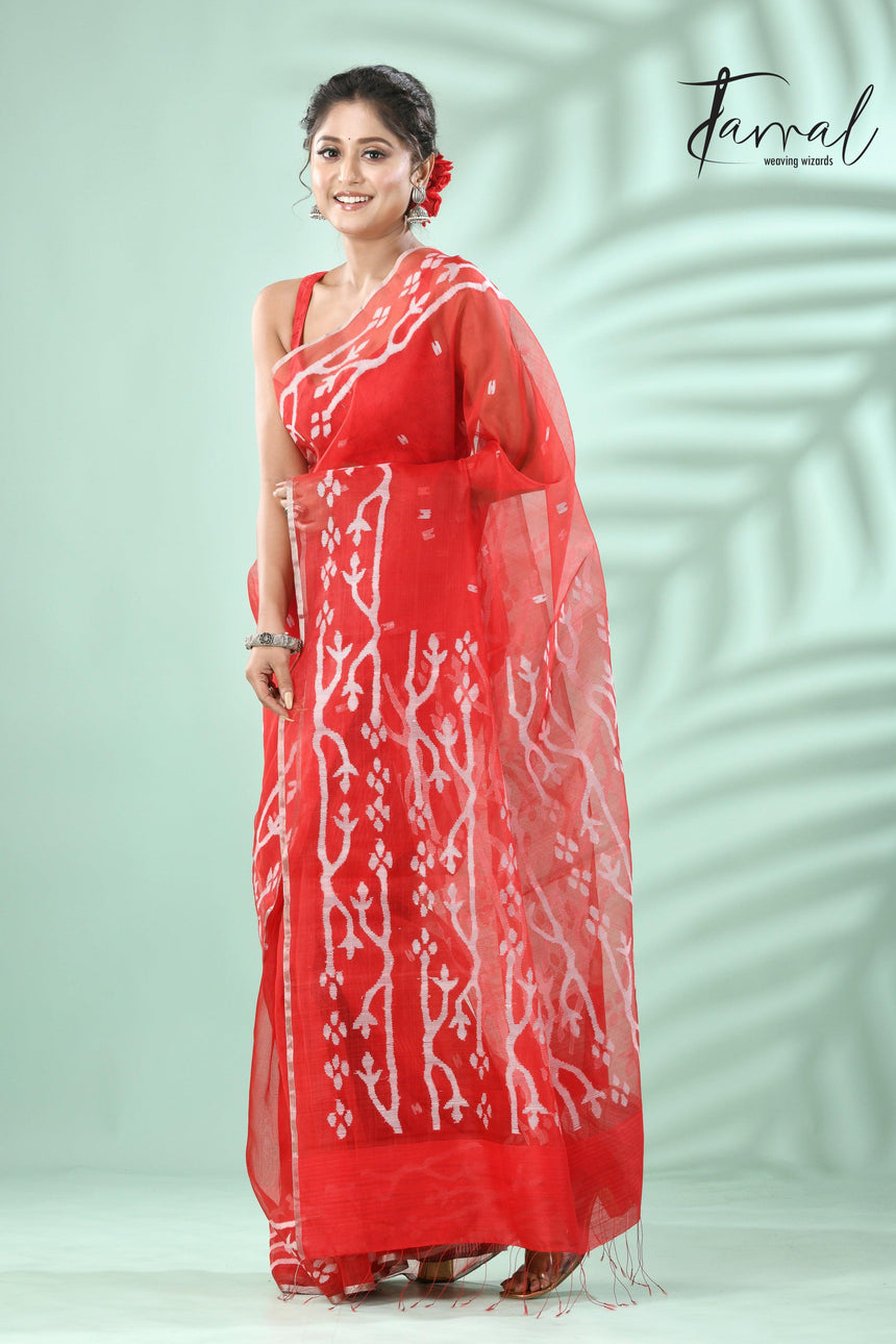 Red with Silver zari border traditional Handwoven Jamdani Saree - Tamal Boutique