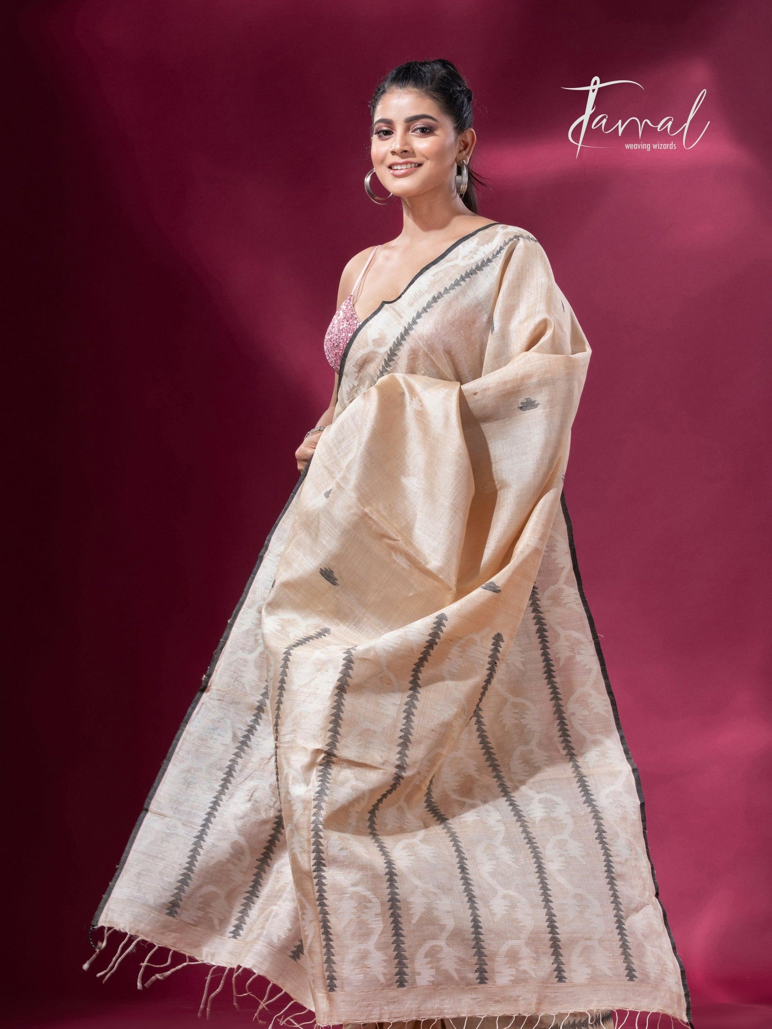 Sandalwood traditional handwoven Jamdani Black Border Saree full