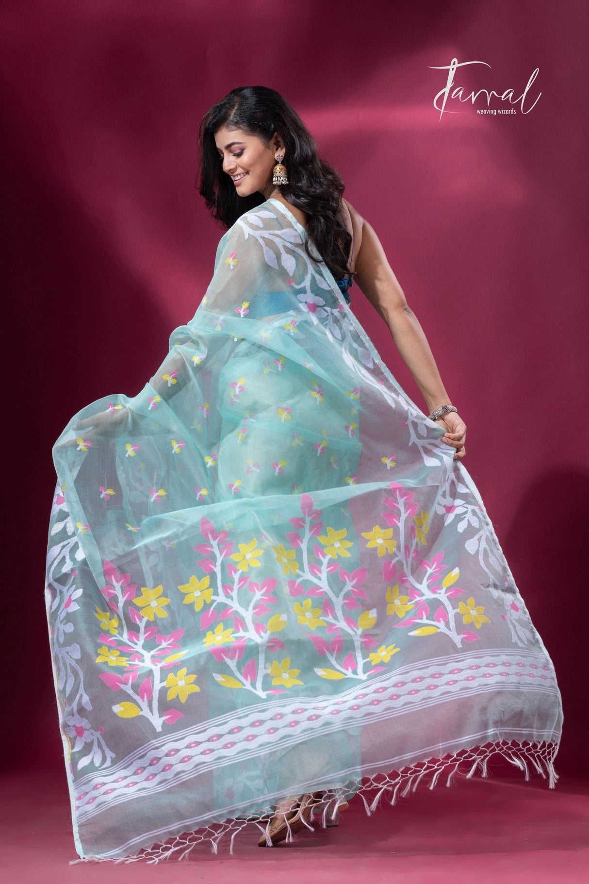 jamdani saree, jamdani, handloom, handwoven, saree, silk, dhakai, weaving, kolkatasaree, tamalboutique