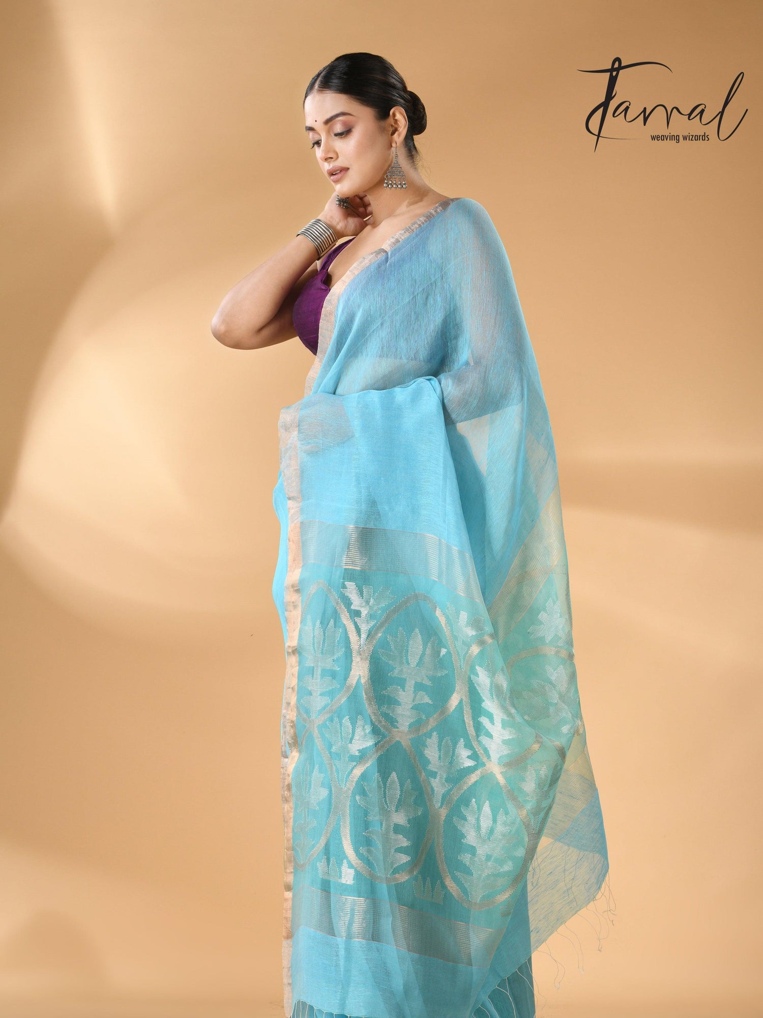 Sky Blue With Lotus Pallu Silk Linen Handwoven Jamdani Saree
