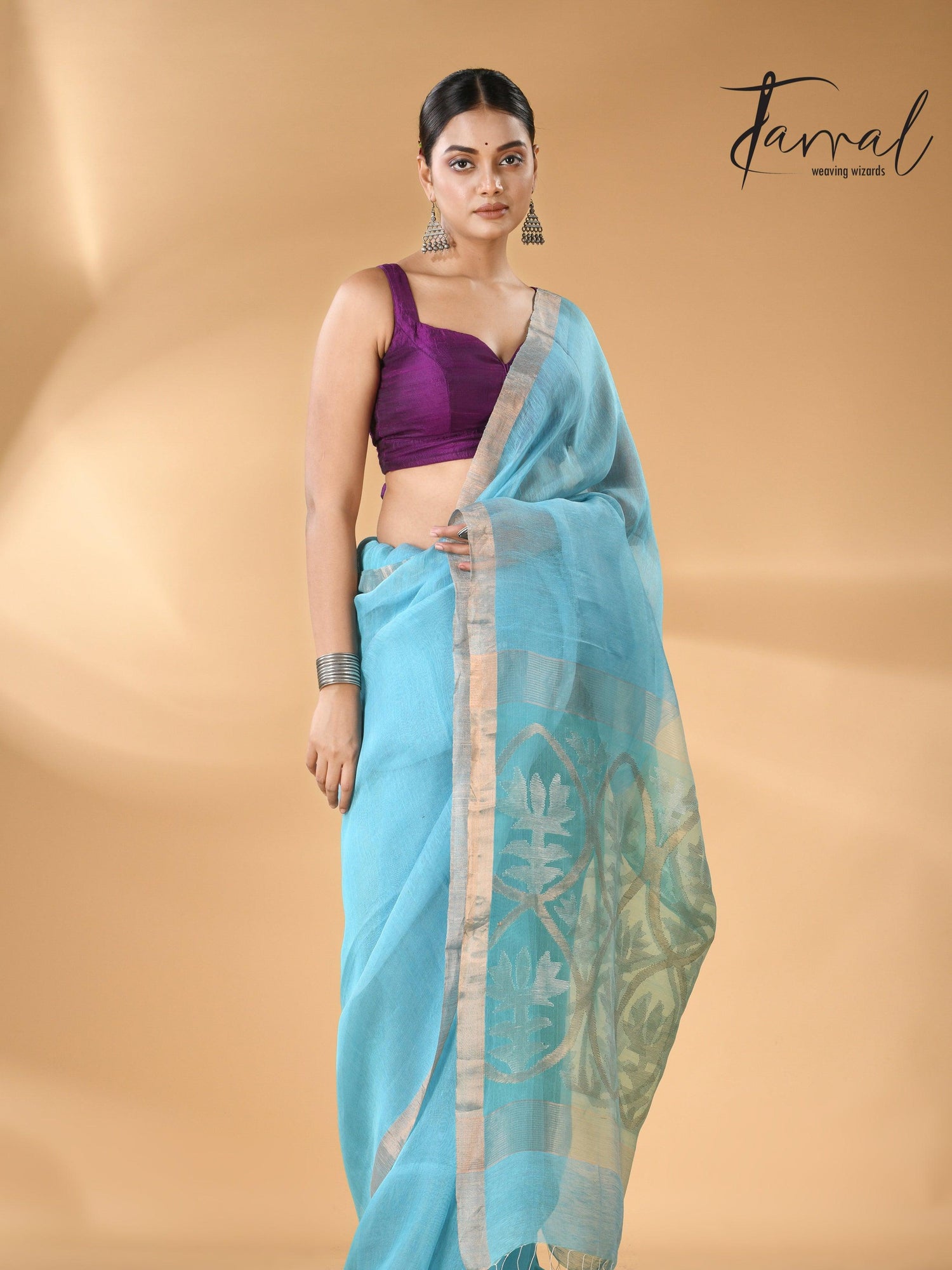 Sky Blue With Lotus Pallu Silk Linen Handwoven Jamdani Saree full1