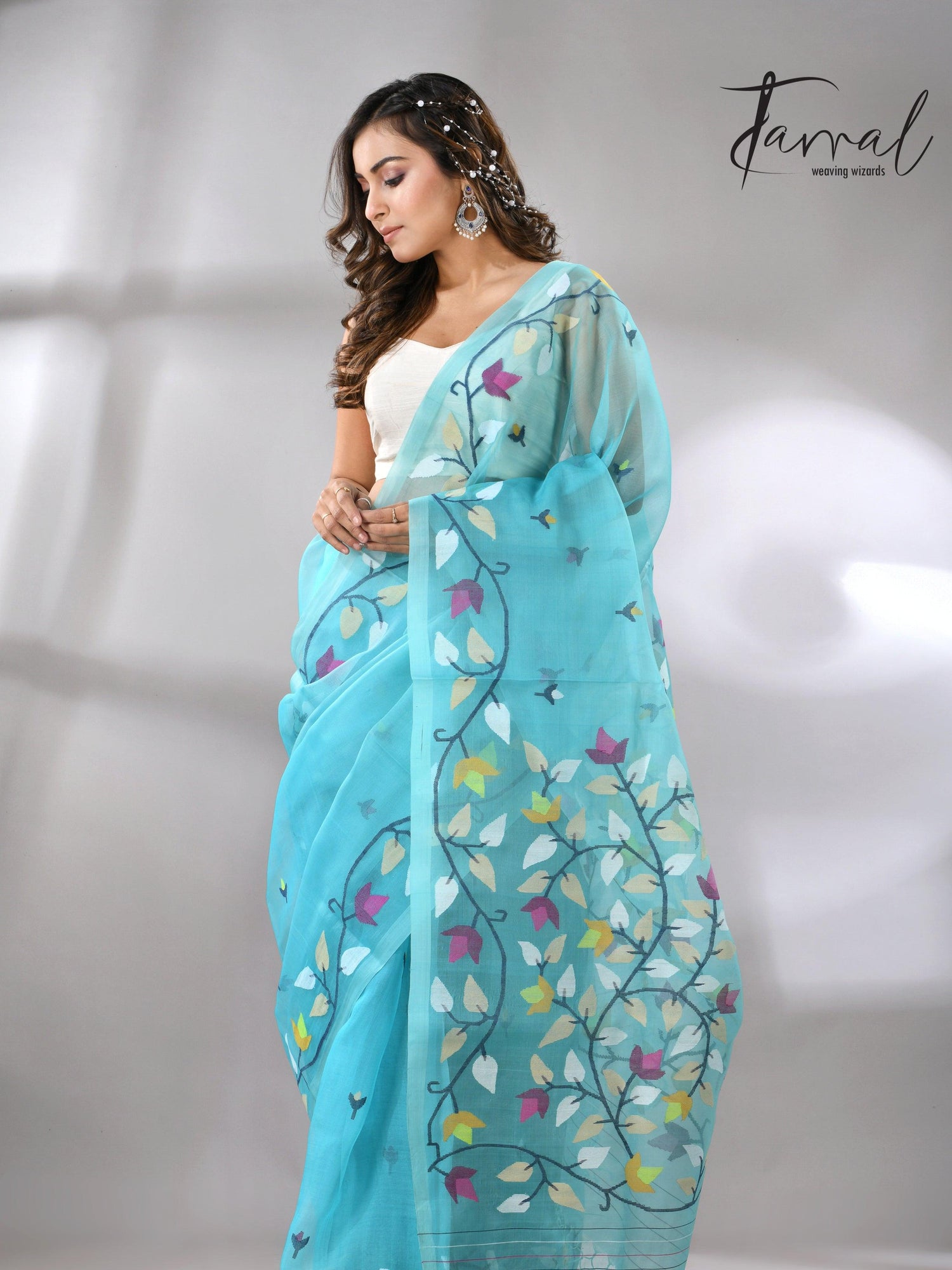 Sky Firoza with muslin silk floral handwoven jamdani saree full2