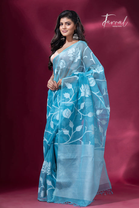 Sky blue with allover rose motifs handwoven jamdani saree left