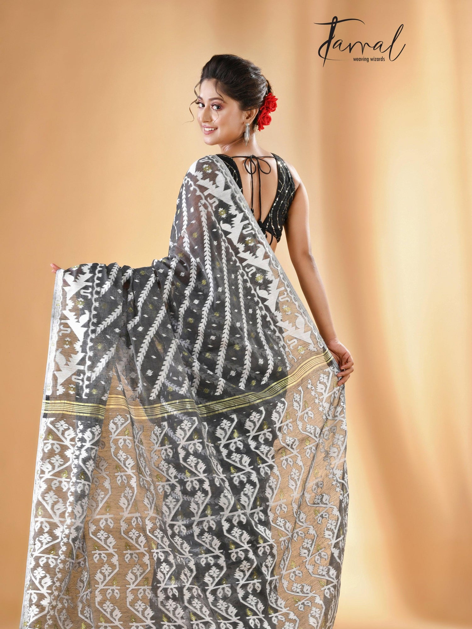 jamdani saree, jamdani, handloom, handwoven, saree, silk, dhakai, weaving, kolkatasaree, tamalboutique
