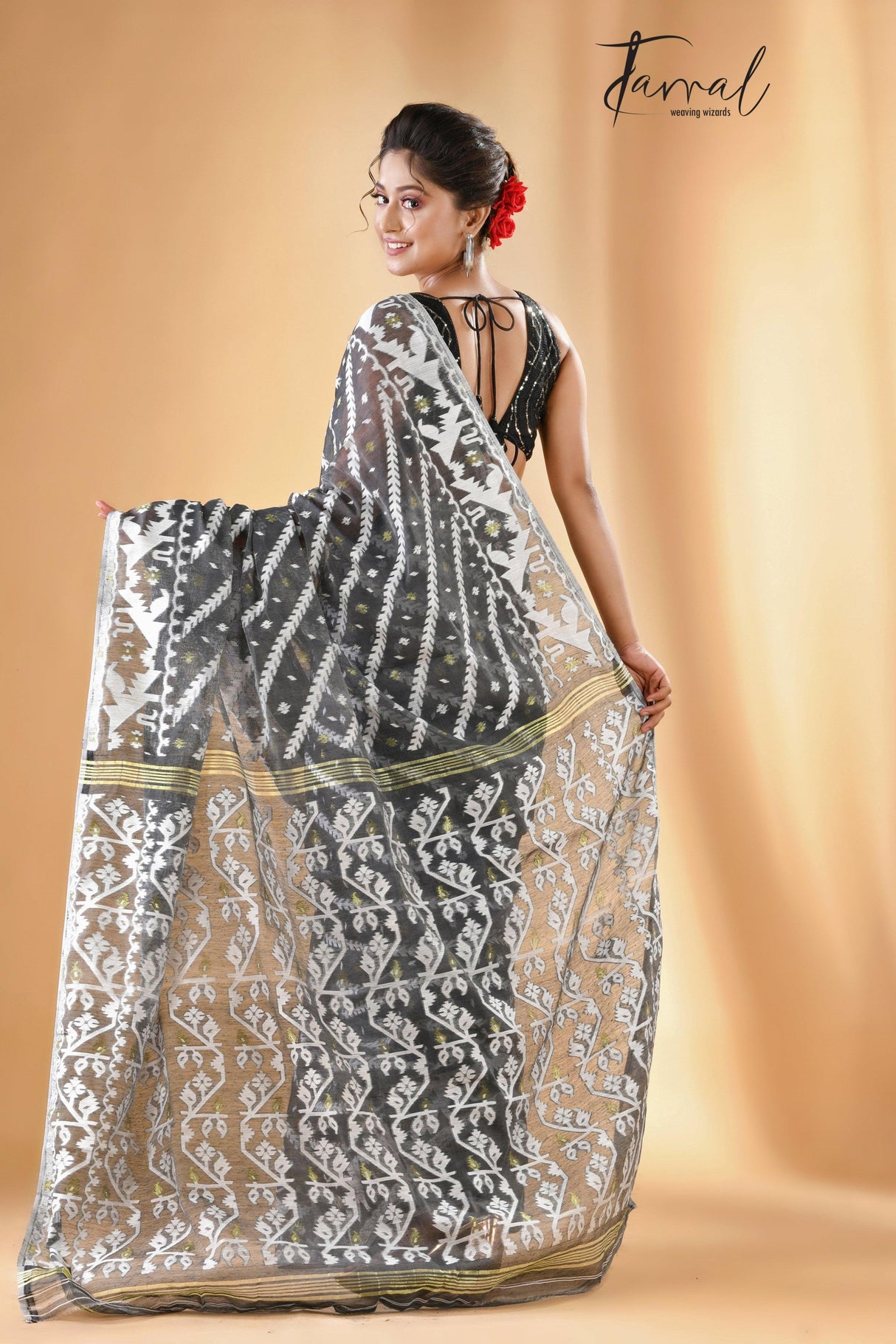 jamdani saree, jamdani, handloom, handwoven, saree, silk, dhakai, weaving, kolkatasaree, tamalboutique
