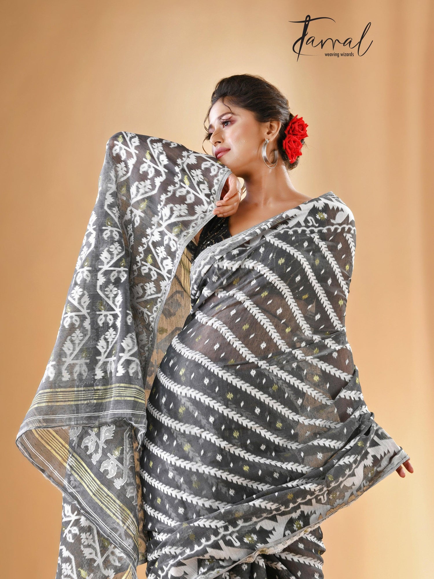 jamdani saree, jamdani, handloom, handwoven, saree, silk, dhakai, weaving, kolkatasaree, tamalboutique
