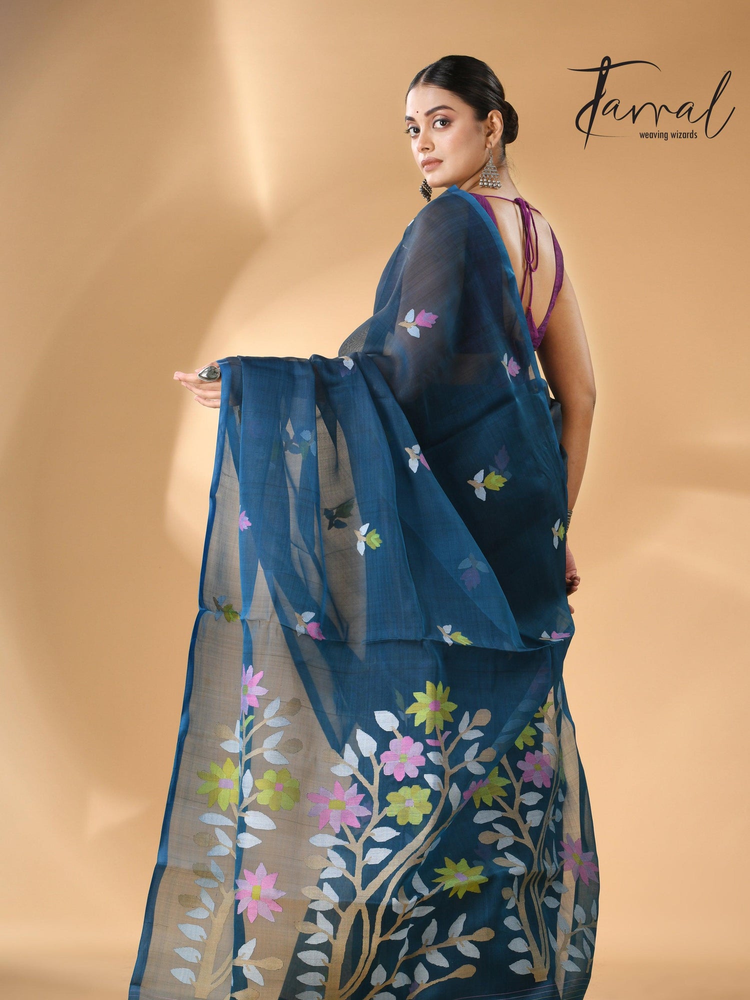 Steel Blue Floral Muslin Silk Handwoven Jamdani Saree Back