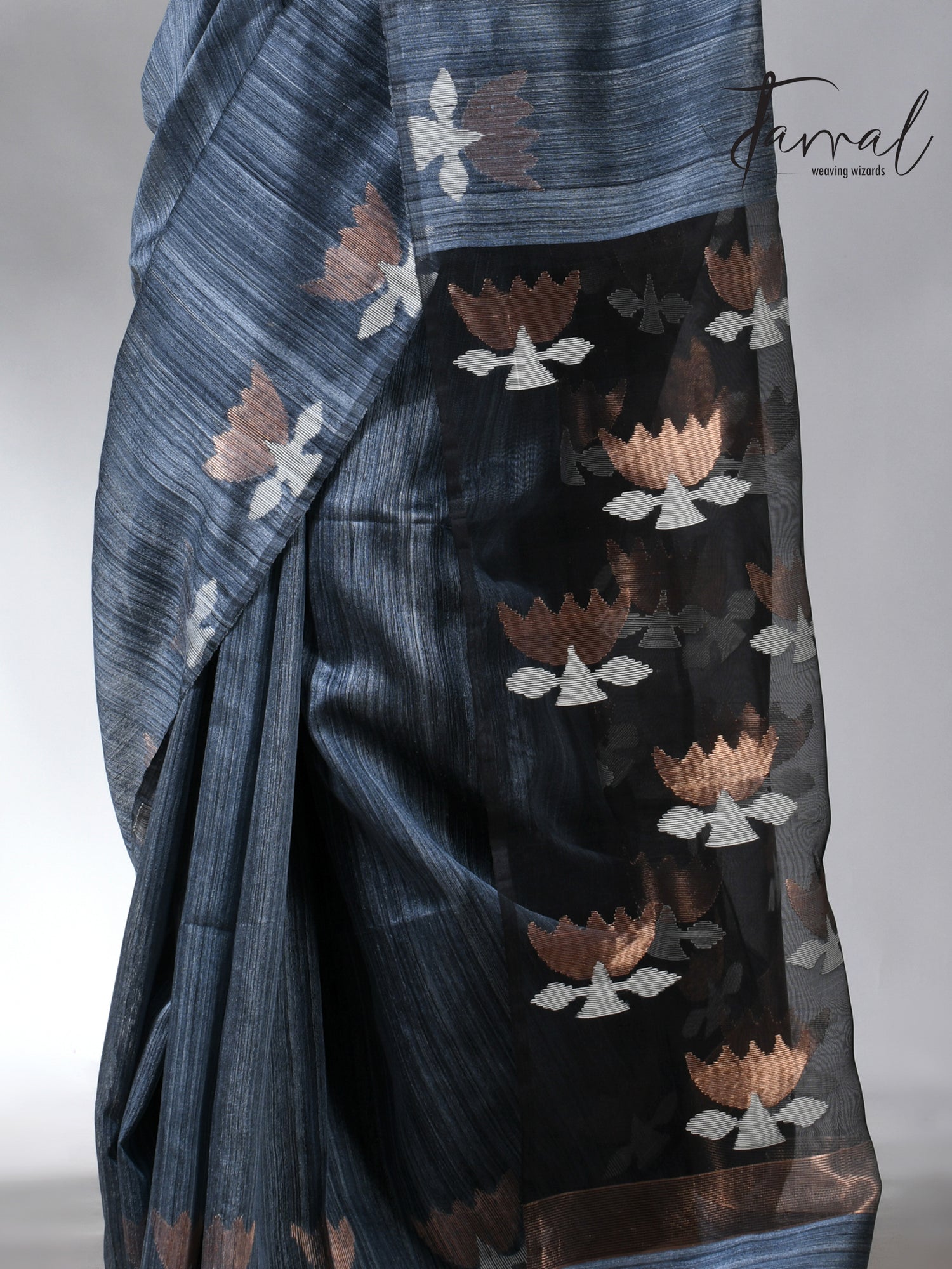 Steel grey color with lotus matka silk handwoven jamdani saree