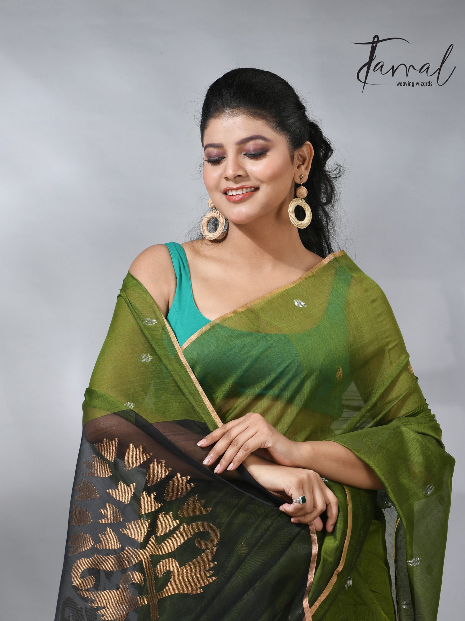 The Green silk cotton in Handwoven jamdani saree collection