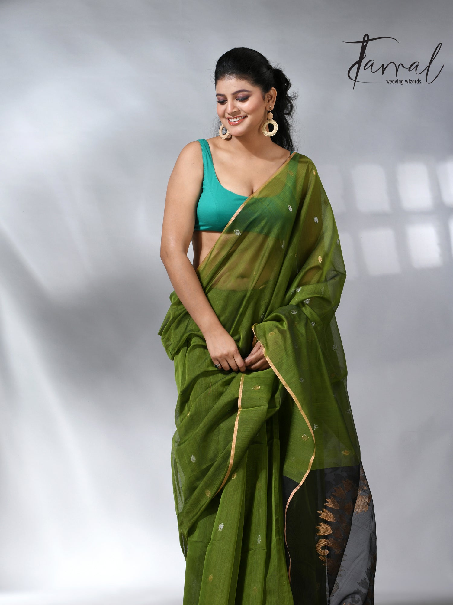 The Green silk cotton in Handwoven jamdani saree collection