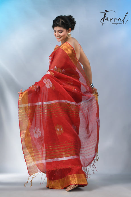 The beautiful Tomato red colour linen jamdhani handloom saree 