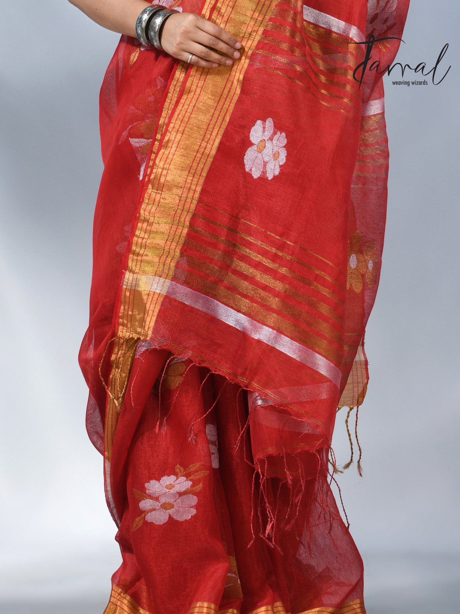 jamdani saree, jamdani, handloom, handwoven, saree, silk, dhakai, weaving, kolkatasaree, tamalboutique