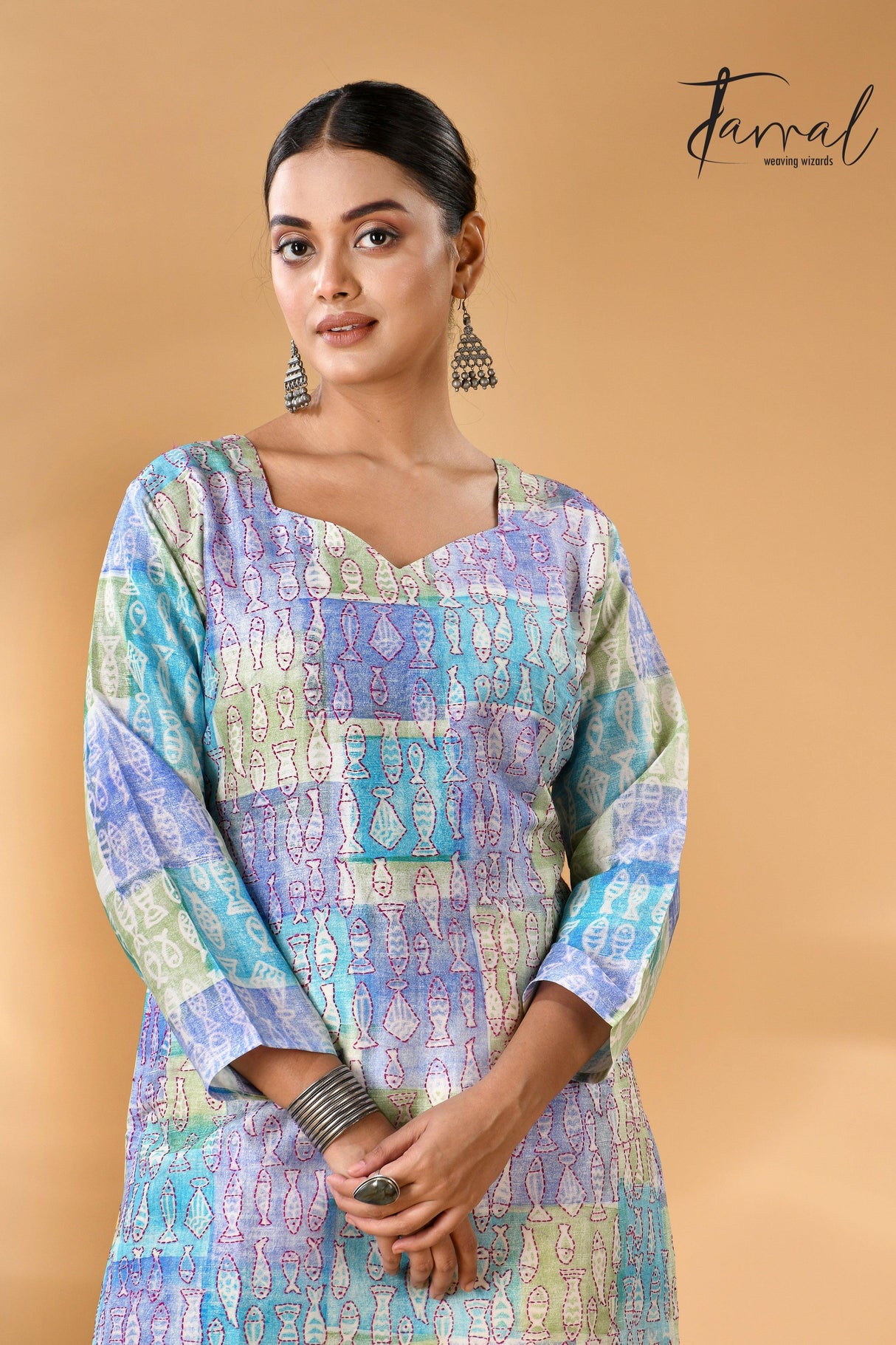 Tricolour Beautifully Handwoven Batik with Kantha pure silk kurti full2