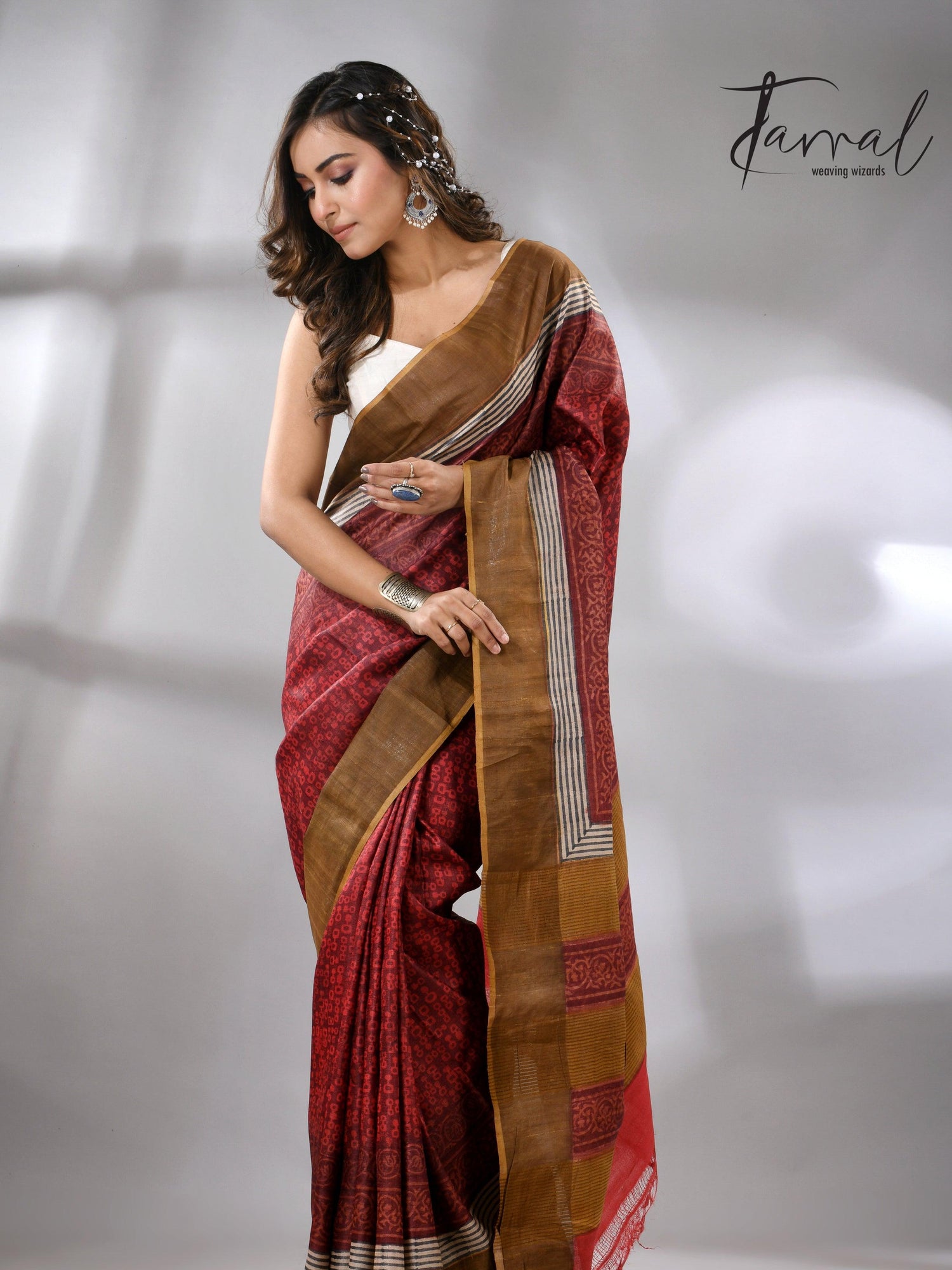 Tussar Silk Saree with Golden Zari Border & Prints full2