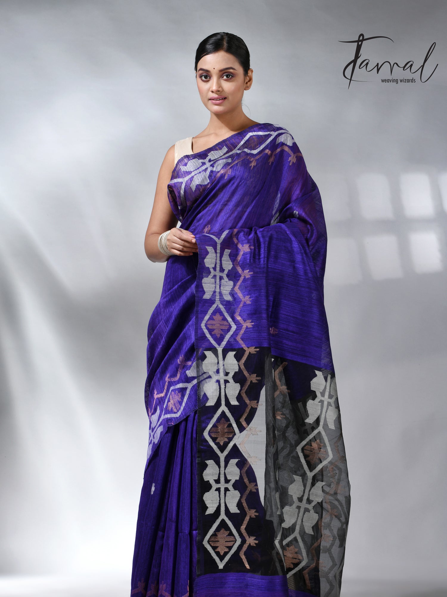 Violet colour matka silk traditional handwoven jamdani saree
