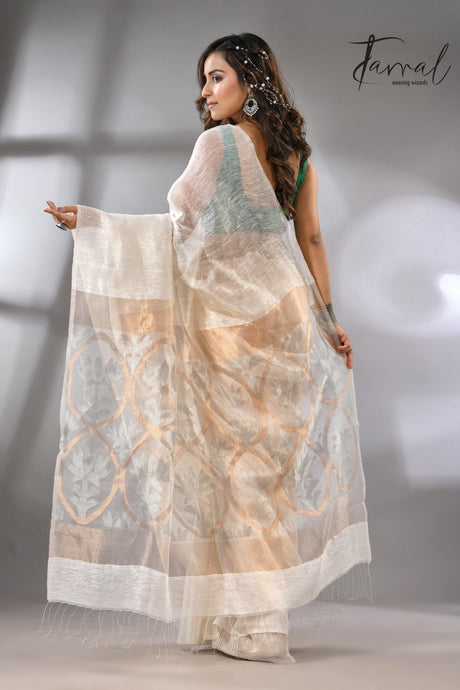 White Silk Linen Handwoven Jamdani Saree with Lotus Pallu back