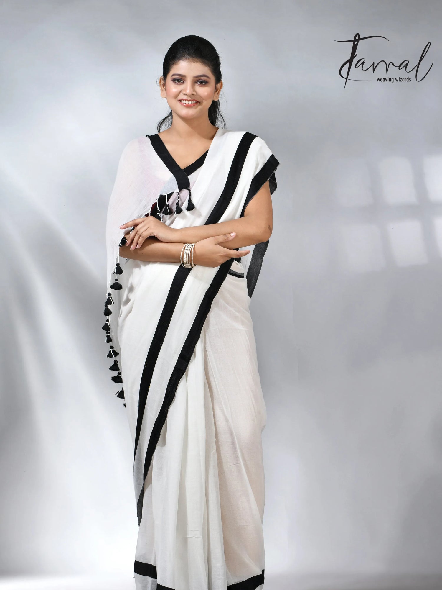 White with black colour border mul cotton handloom saree