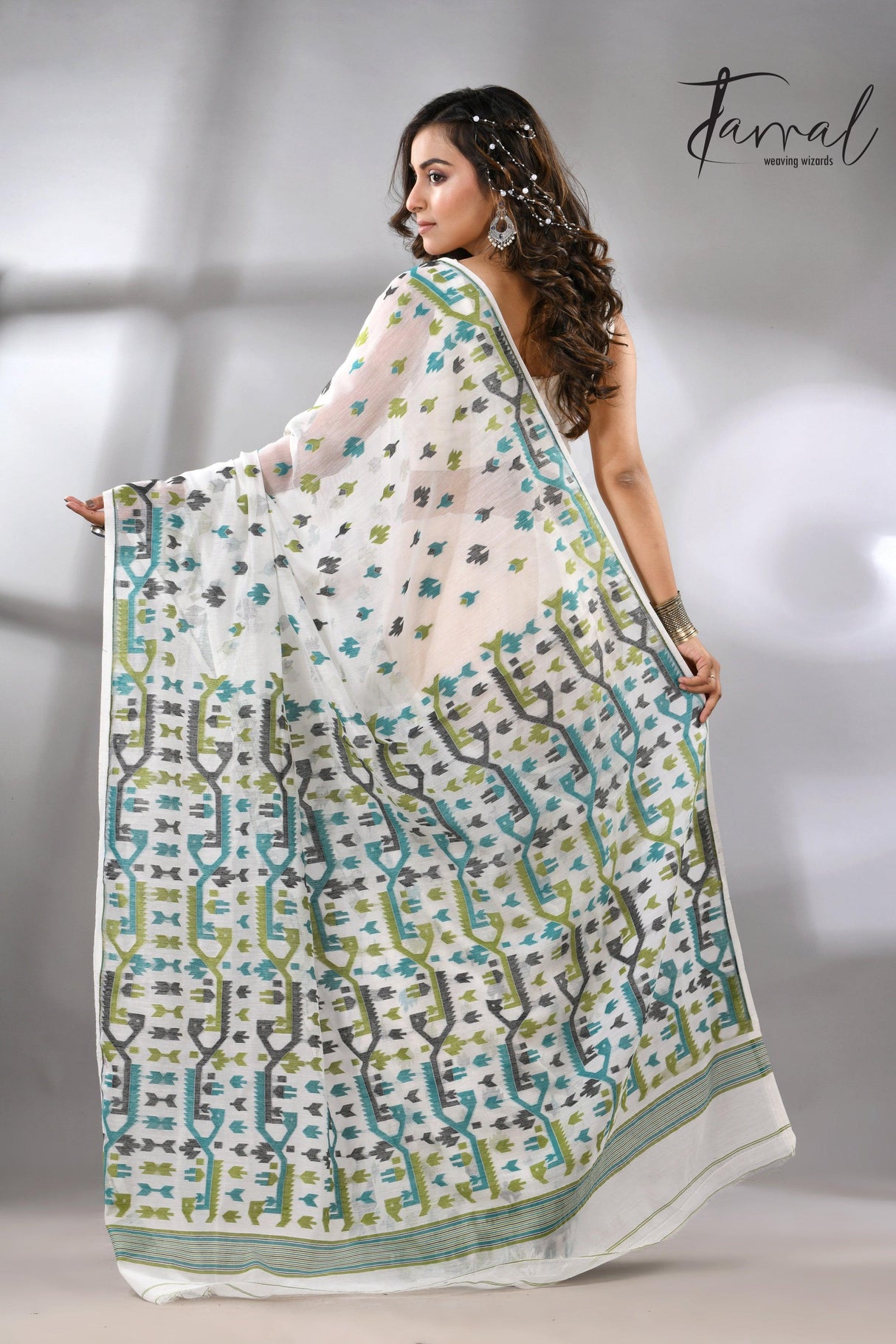 jamdani saree, jamdani, handloom, handwoven, saree, silk, dhakai, weaving, kolkatasaree, tamalboutique