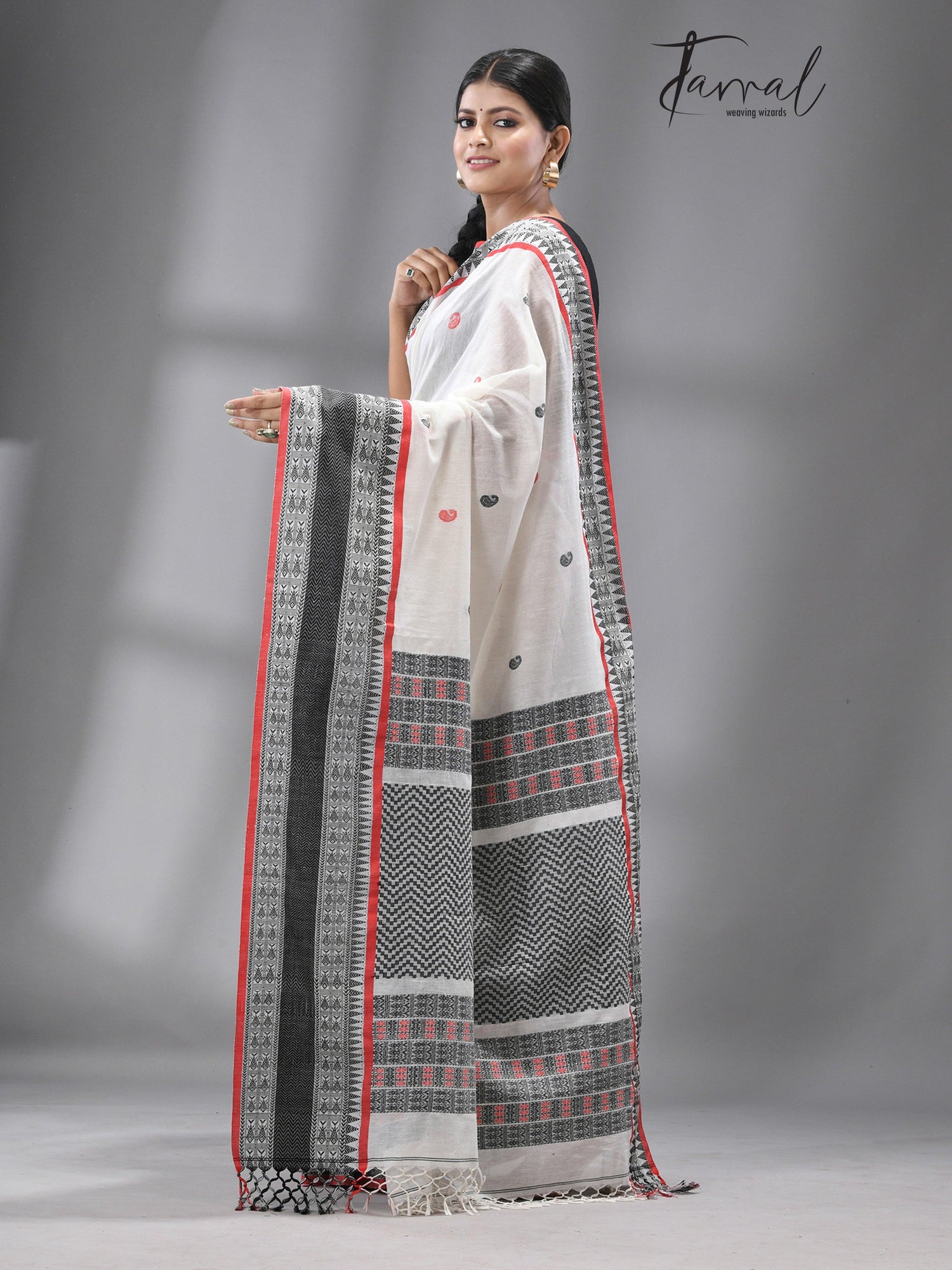 White with red & black fish motifs border handloom cotton saree