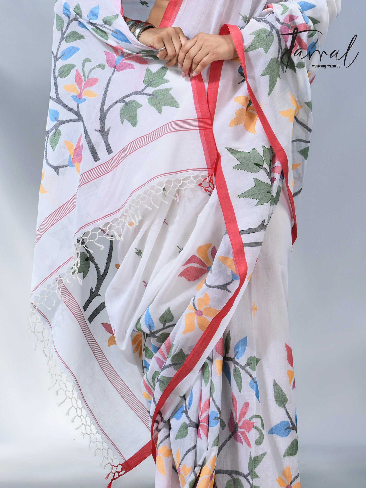 White with wide floral border cotton handwoven jamdani saree