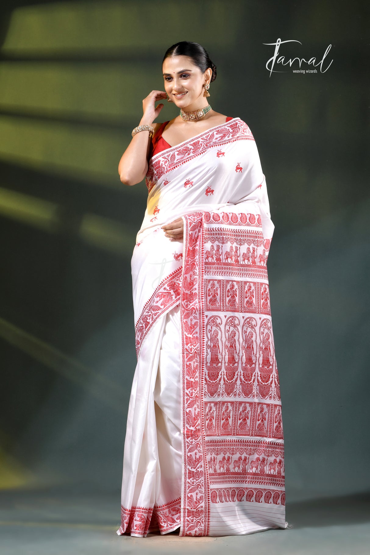 White with red bishunupuri baluchari silk saree