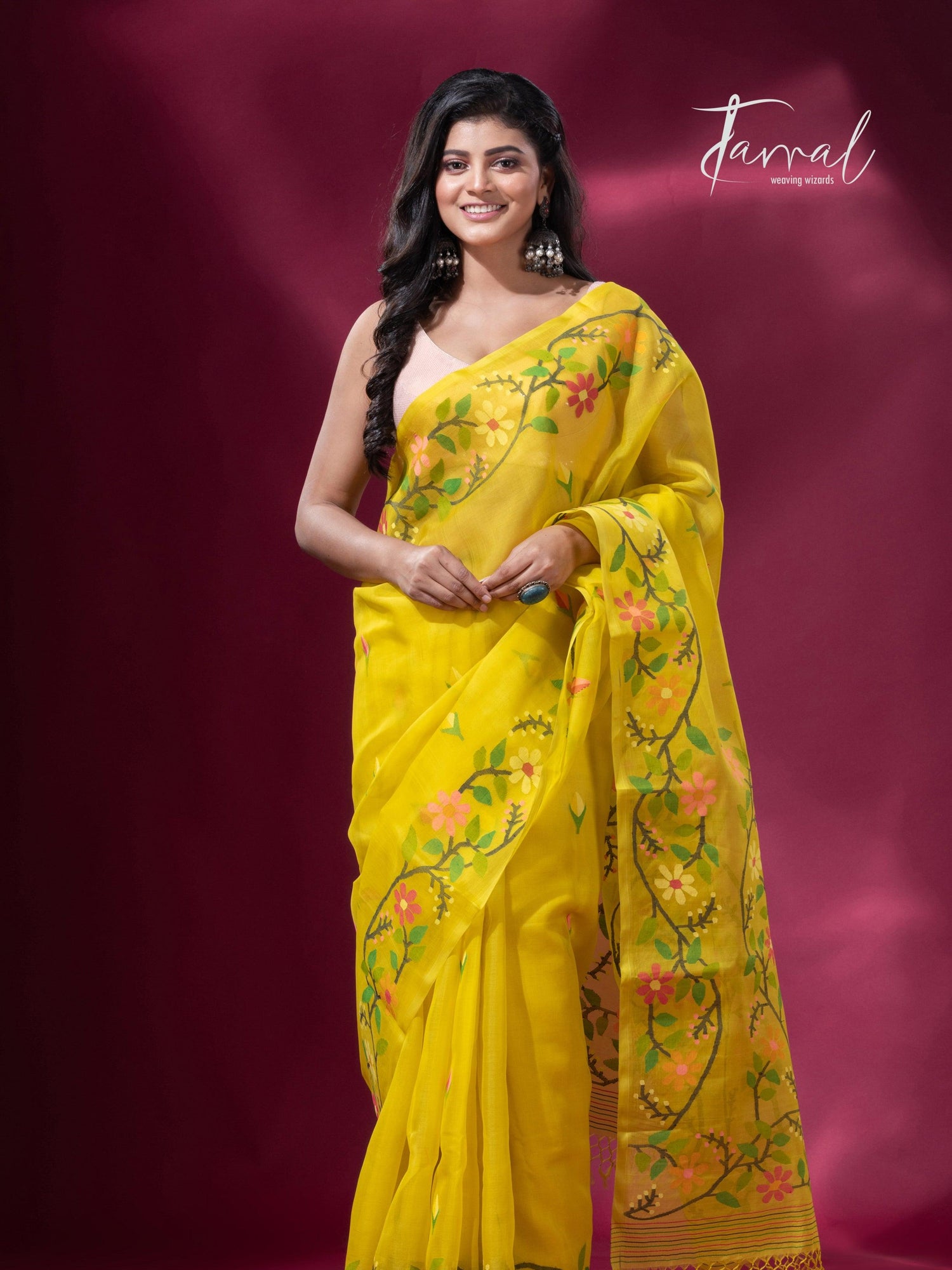 Yellow colour floral border handwoven muslin jamdani saree full2