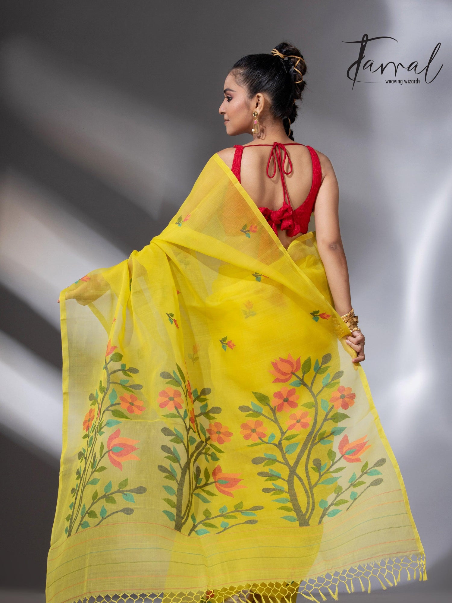 Yellow with floral pallu muslin silk handwoven jamdani saree back