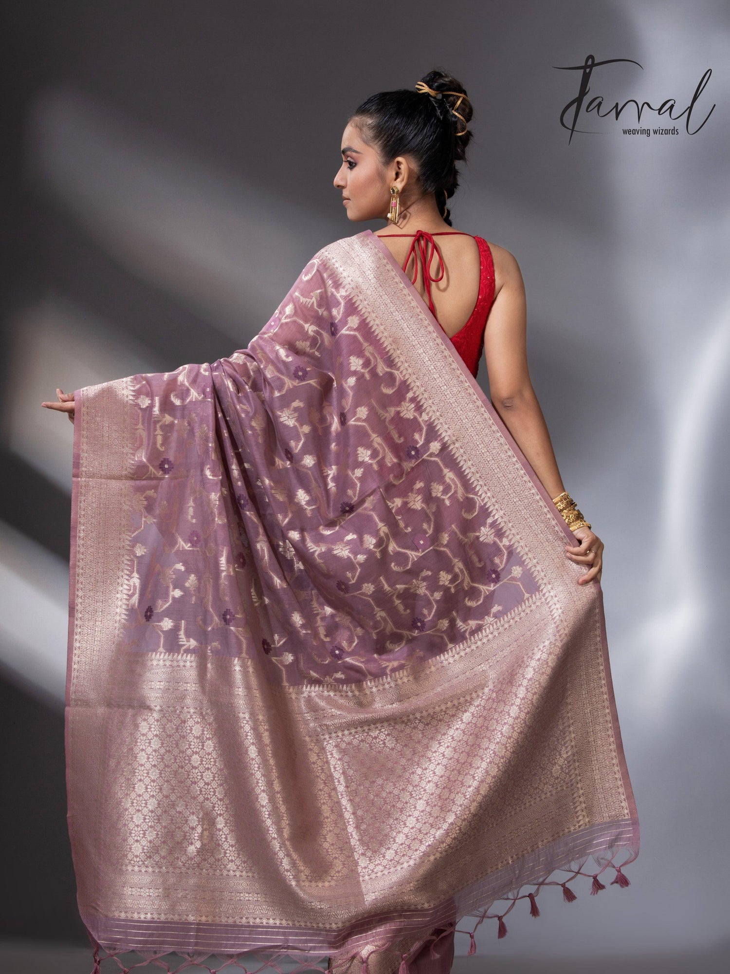 Zari Glow cotton handloom jacquard jamdani saree5