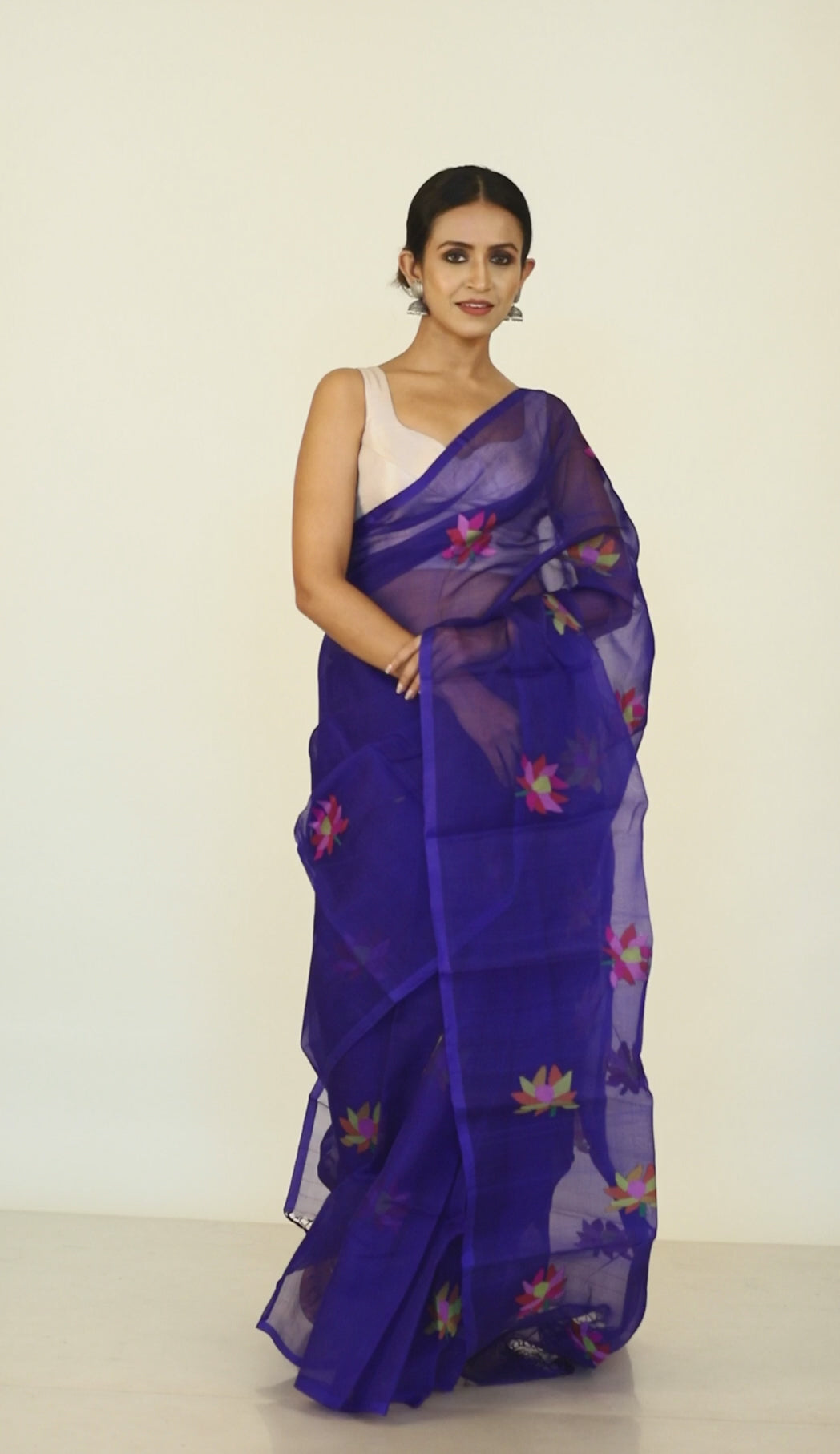 Royal Blue Handwoven Muslin Silk Jamdani Saree Multicolour Lotus Motif