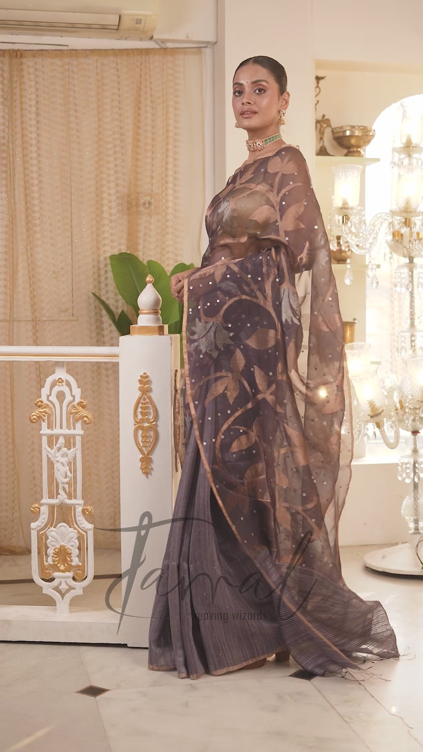 Chocolaty Lavender Half & Half Matka Muslin Silk Handwoven Jamdani Saree