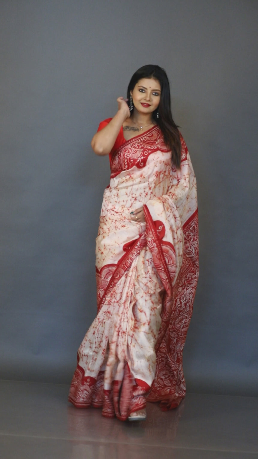 Offwhite red alpona motifs handwoven crack batik silk saree video