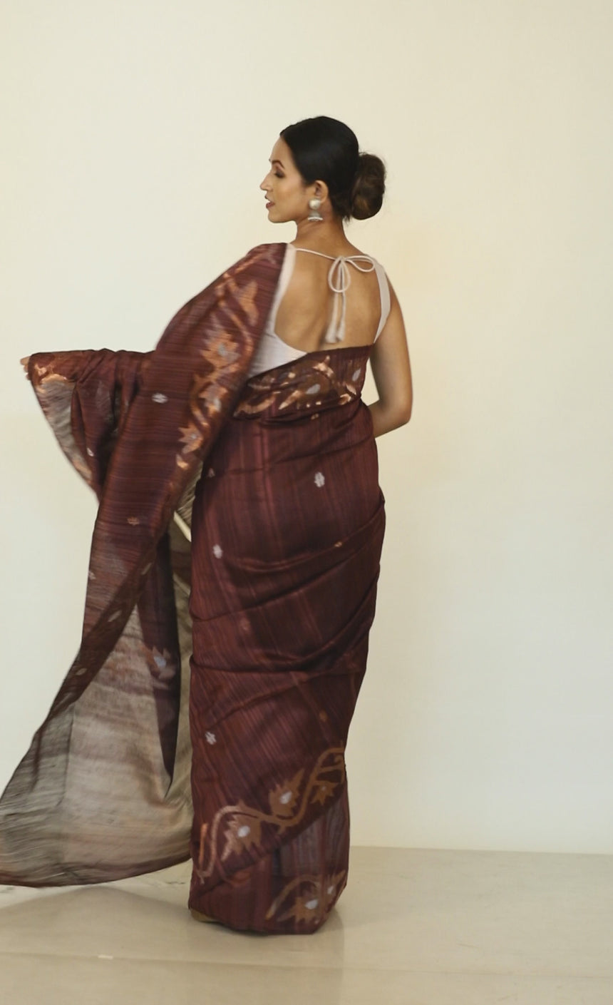 Chocolate brown alpana motifs matka silk handwoven jamdani saree video