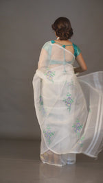 White Nilkontho floral motifs muslin silk handwoven jamdani saree