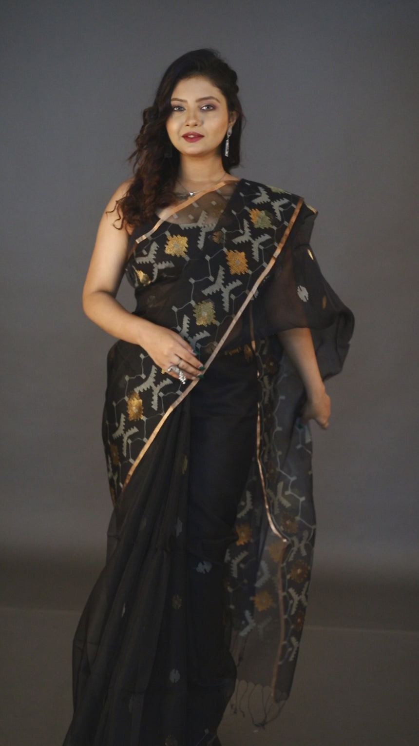 Black with zari border organza silk handwoven jamdani saree video