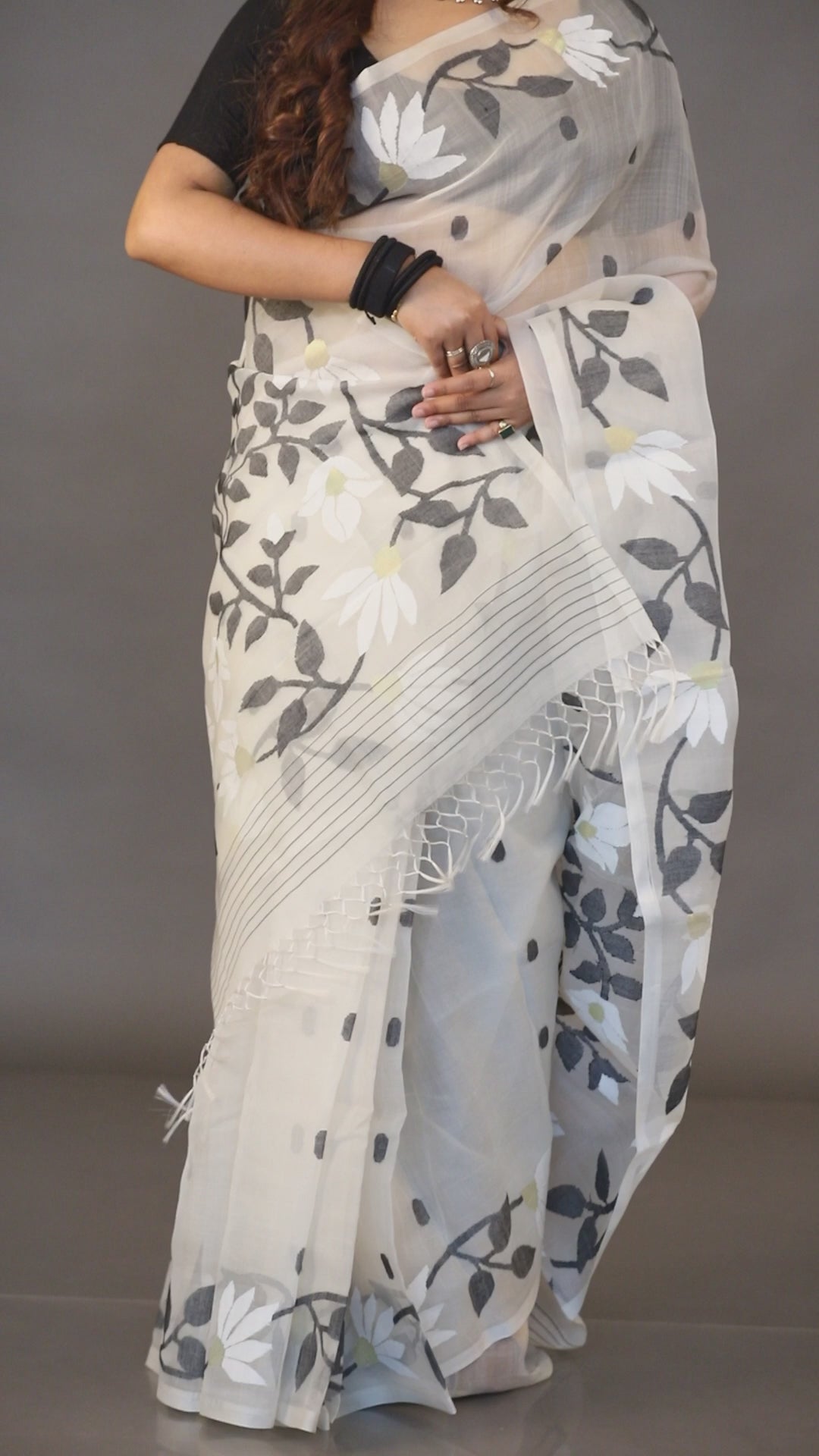 Offwhite Muslin Silk Jamdani Saree With Black & White Floral Design