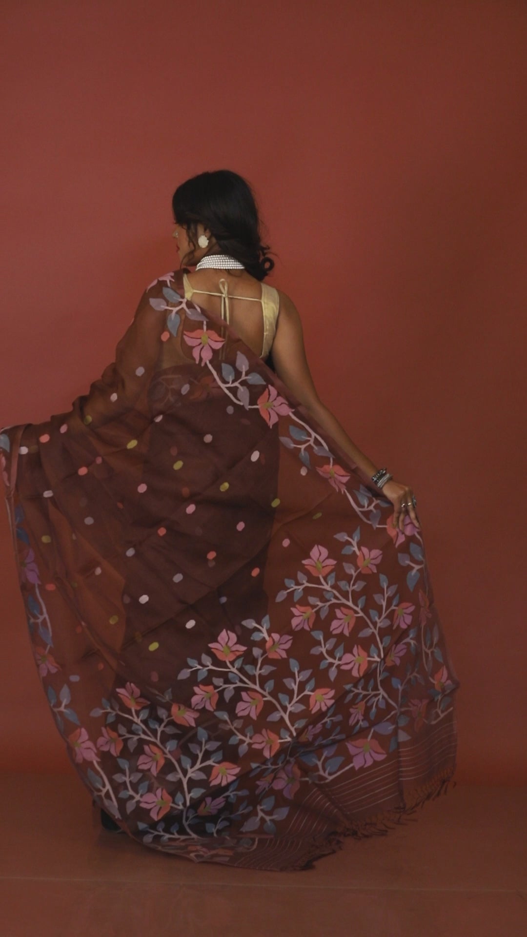 Chocolate brown with the floral lata handwoven jamdani saree video